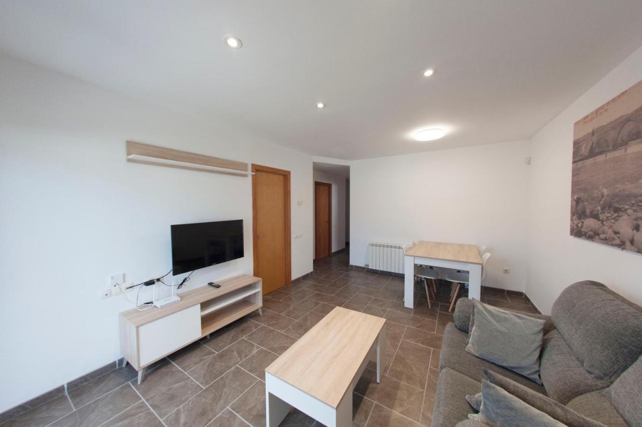Apartament Bisaura De Ter Sant Quirze De Besora Exterior foto